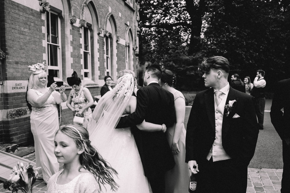 MILES VICTORIA DOCUMENTARY WEDDING PHOTOGRAPHY WORCESTER STANBROOK ABBEY 73
